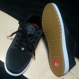 Es accel slim everstich size 8.5 black